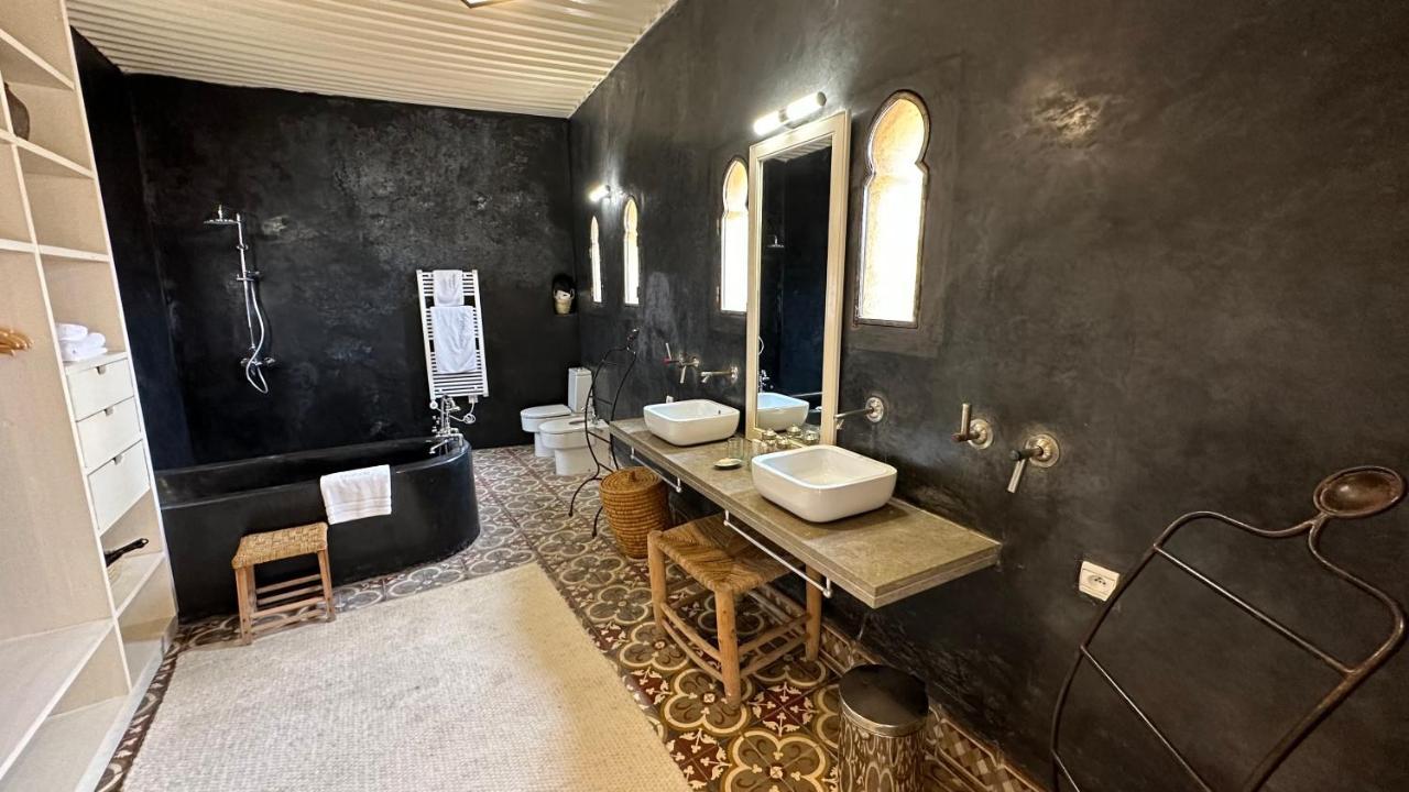 Riad Laaroussa Фес Экстерьер фото