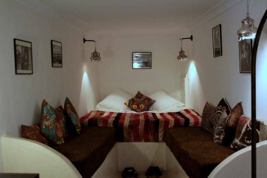Riad Laaroussa Фес Экстерьер фото