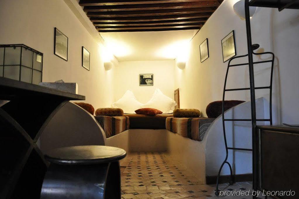 Riad Laaroussa Фес Экстерьер фото