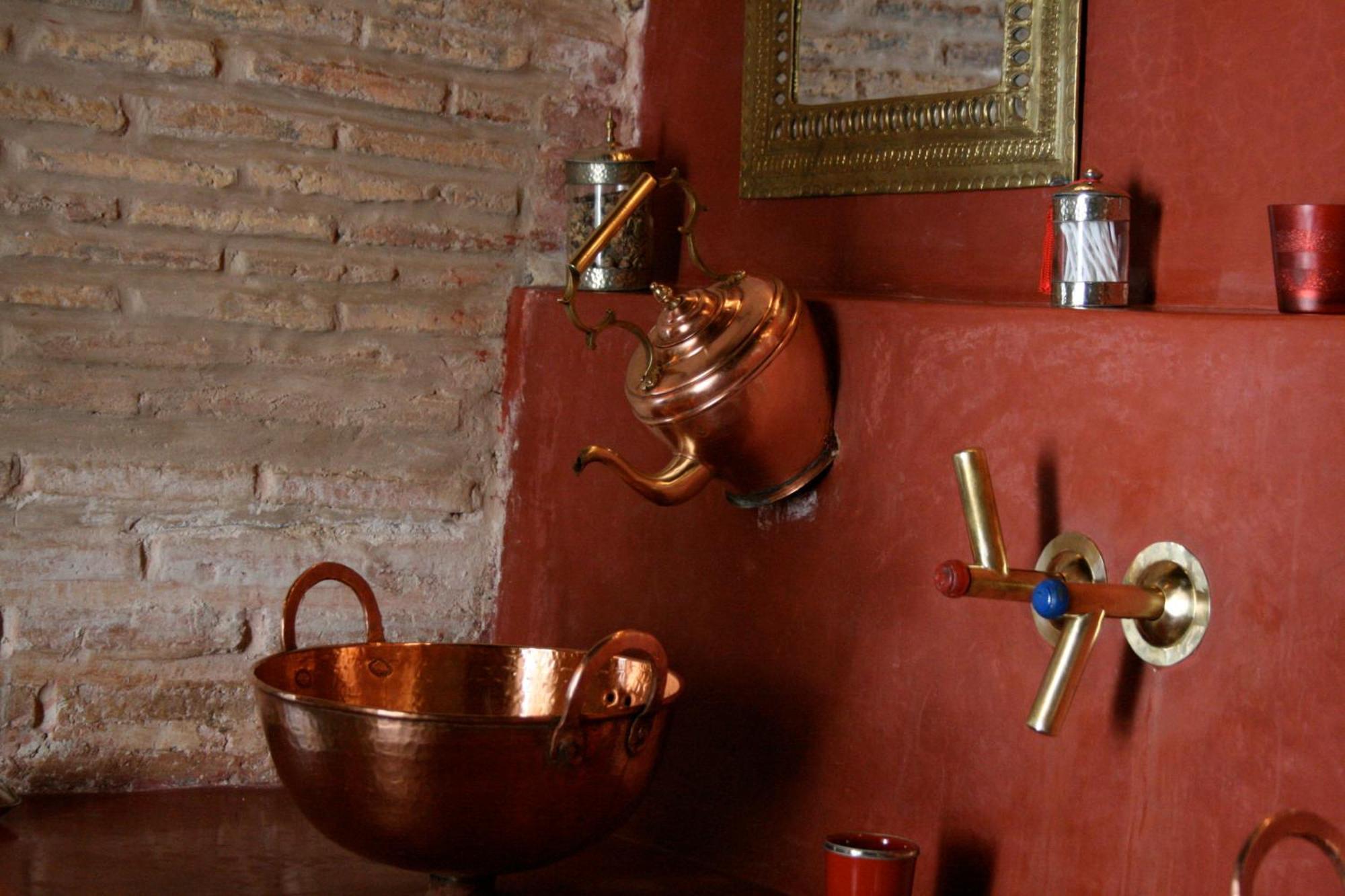 Riad Laaroussa Фес Экстерьер фото