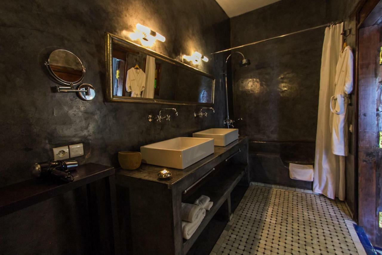 Riad Laaroussa Фес Экстерьер фото